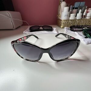 Floral Black Sunglasses